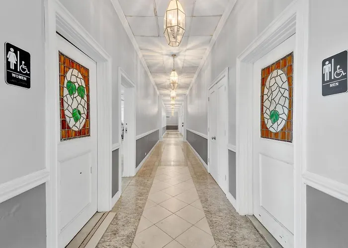 Residences At Windsor